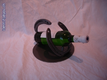 http://www.tonismetalldesign.ch/galerie/cache/vs_Flaschenhalter_DSC00413.JPG