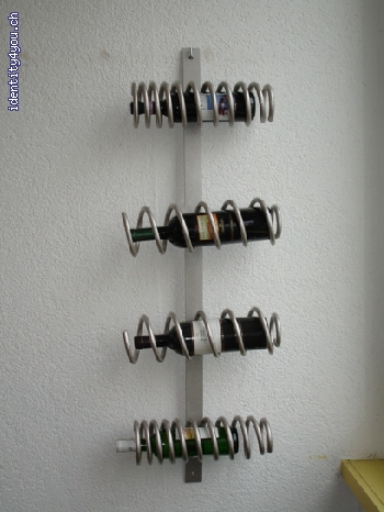 http://www.tonismetalldesign.ch/galerie/cache/vs_Flaschenhalter_DSC00447.JPG