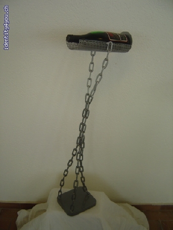 http://www.tonismetalldesign.ch/galerie/cache/vs_Flaschenhalter_DSC00858.JPG