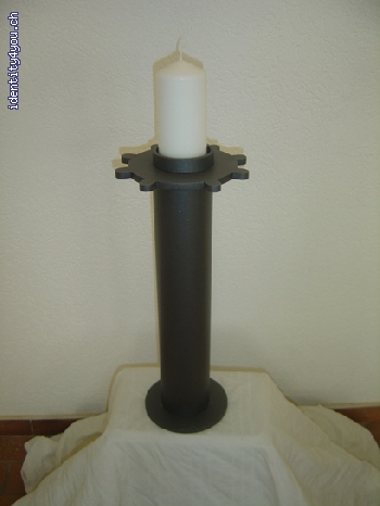 http://www.tonismetalldesign.ch/galerie/cache/vs_Kerzenhalter_DSC00866.JPG